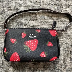 Coach Nolita 19 with wild strawberry print - black